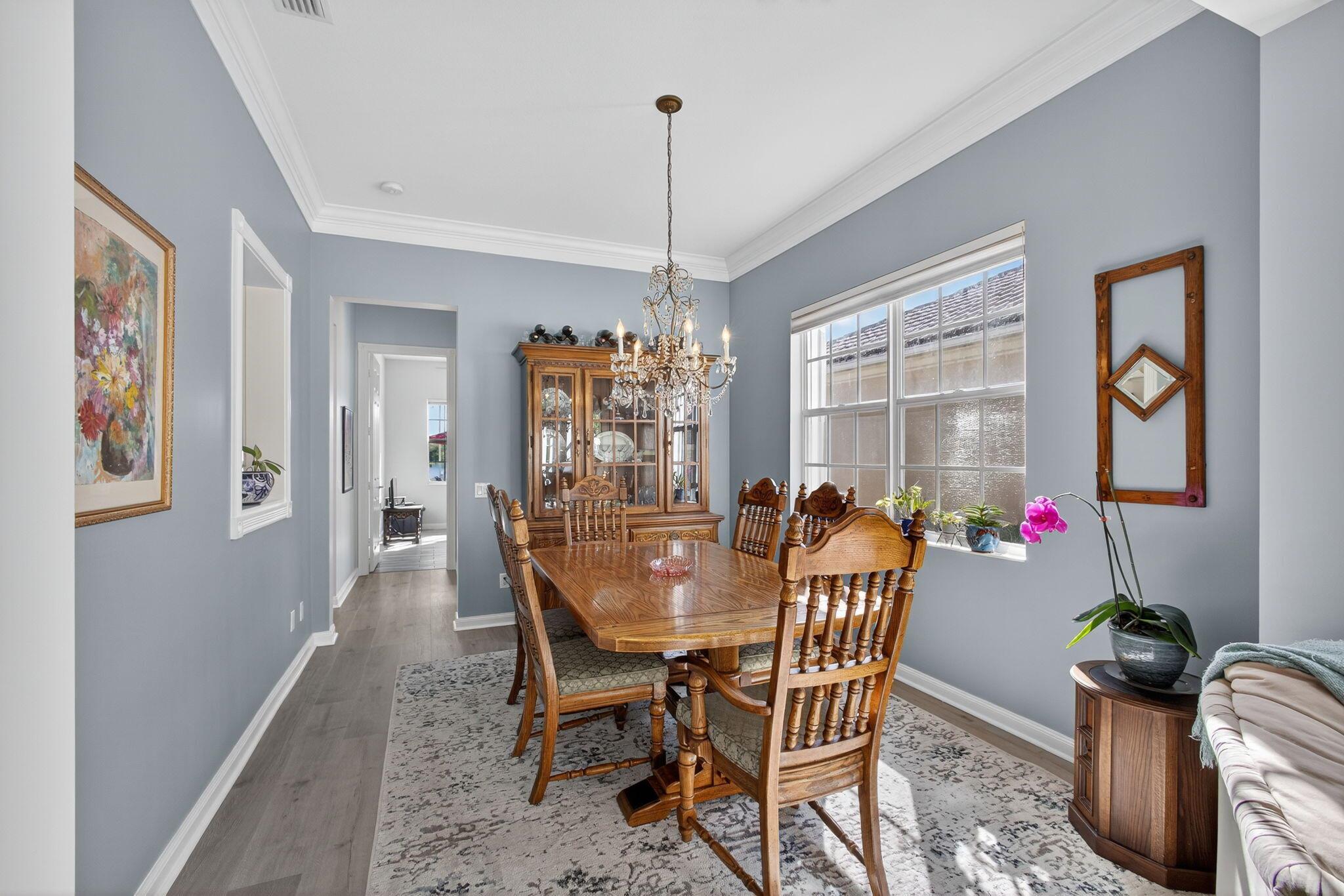 CARLETON OAKS - Residential