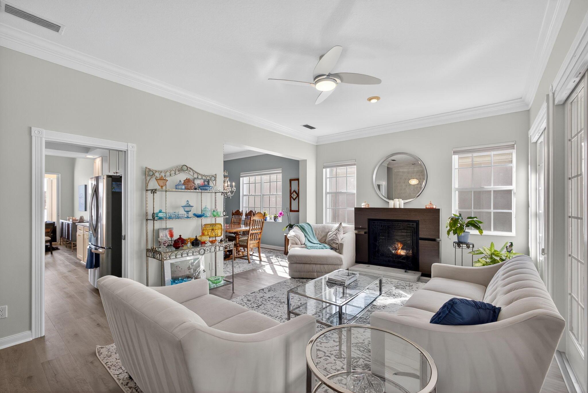 CARLETON OAKS - Residential