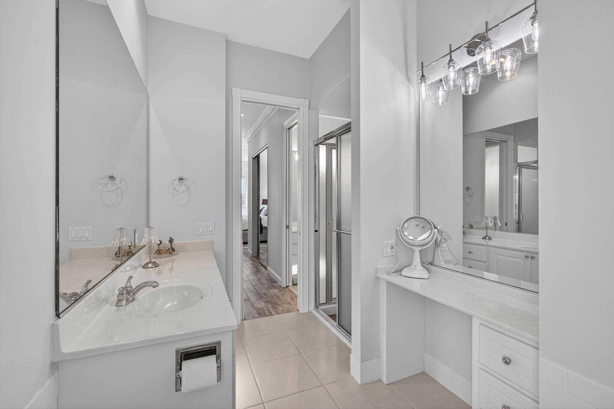 CARLETON OAKS - Residential