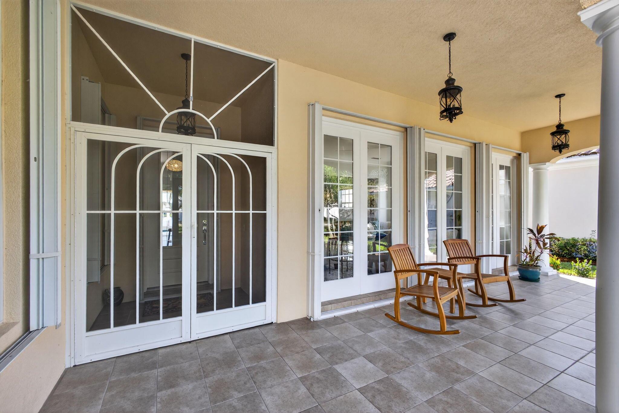 CARLETON OAKS - Residential