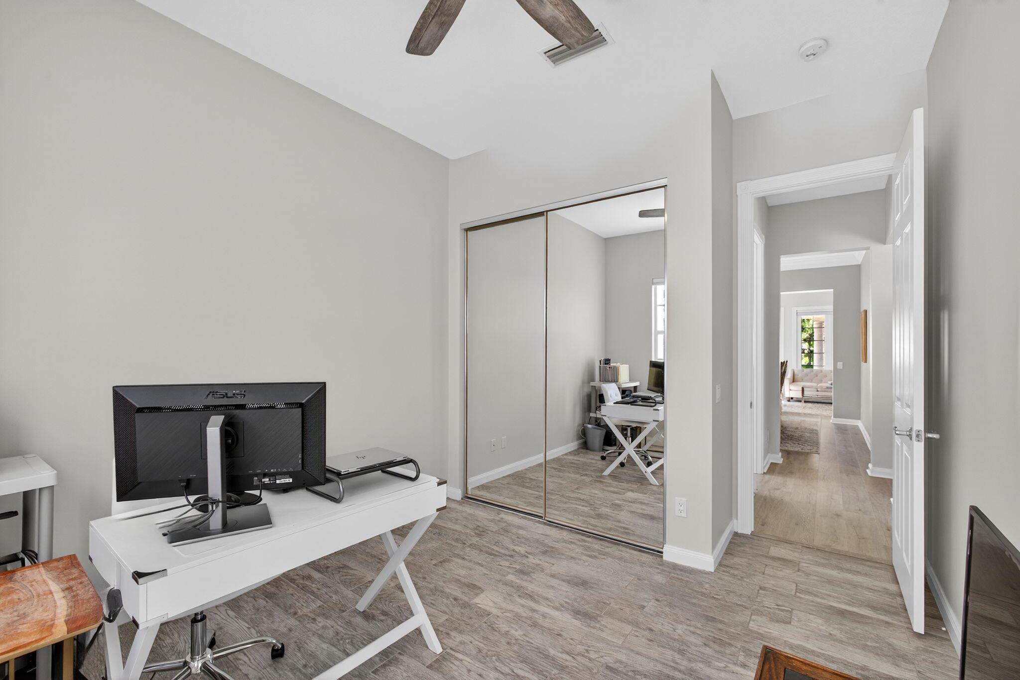 CARLETON OAKS - Residential