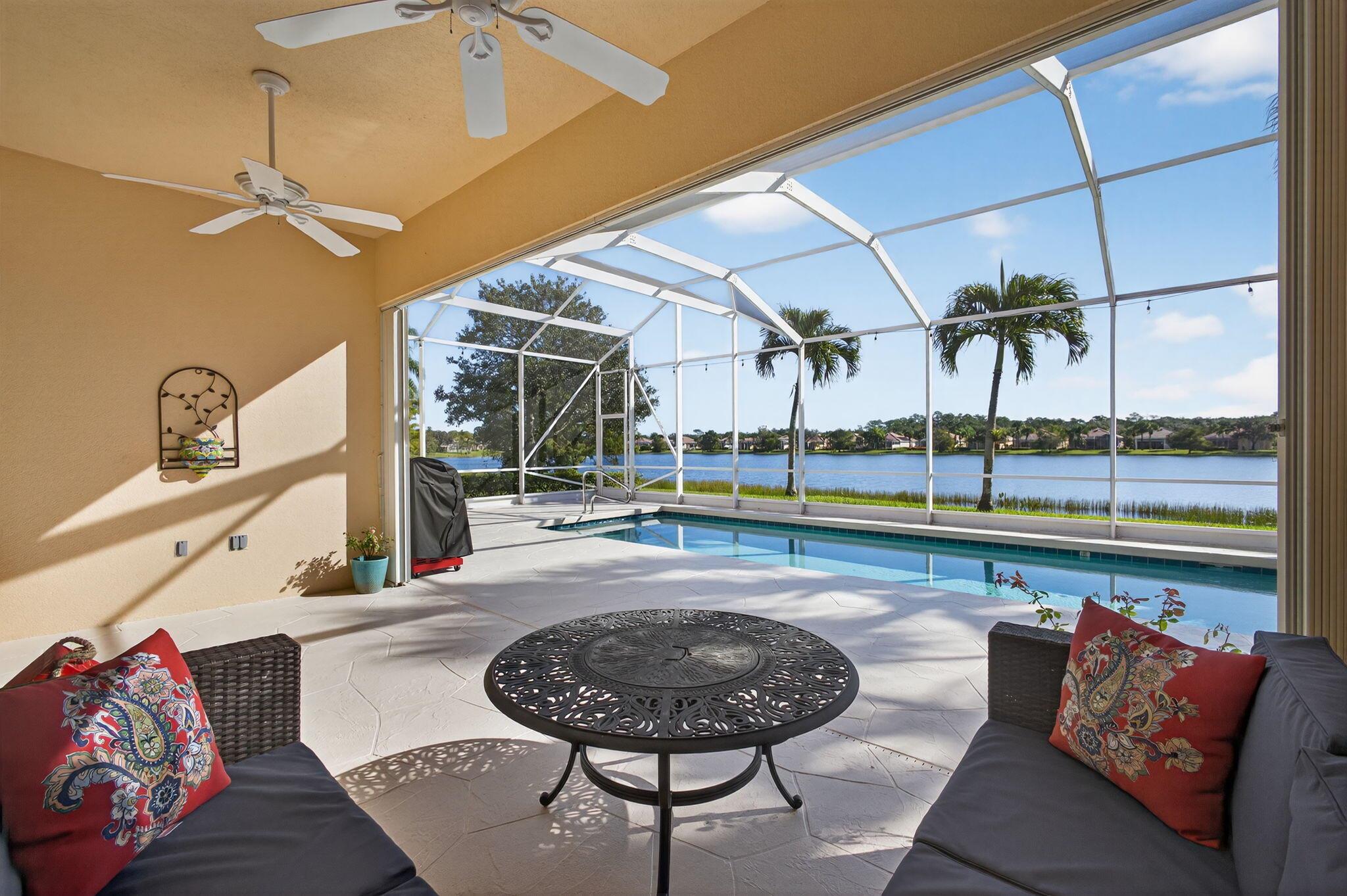 CARLETON OAKS - Residential