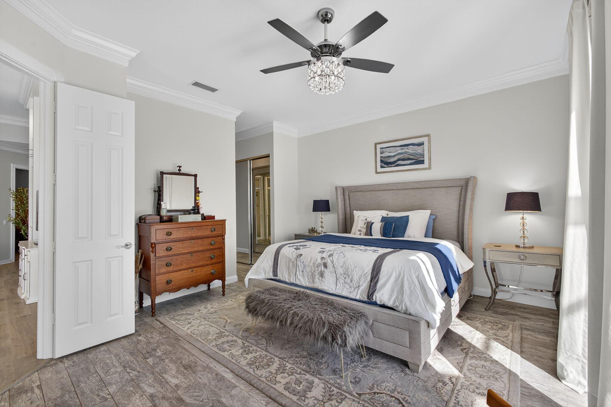 CARLETON OAKS - Residential