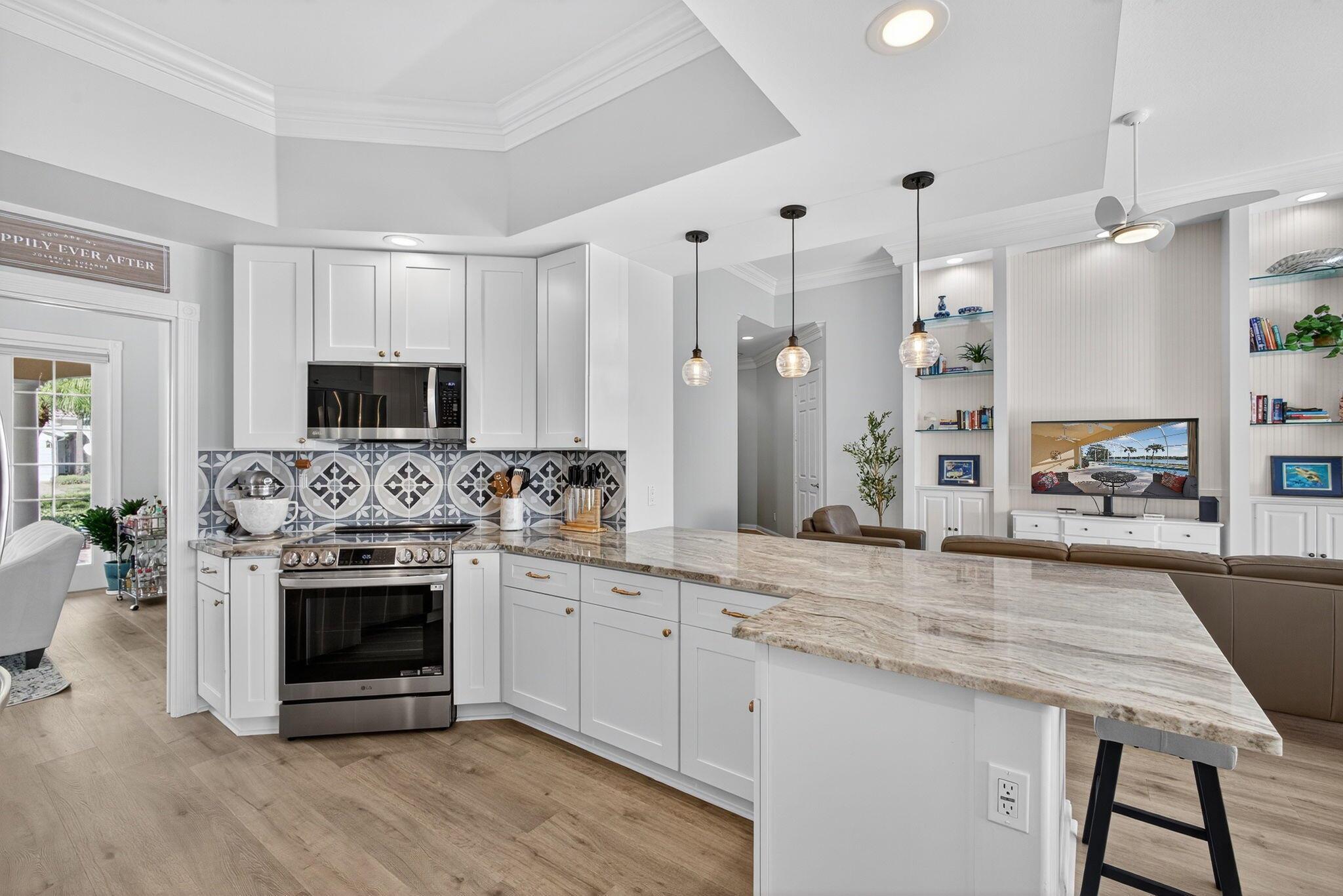 CARLETON OAKS - Residential