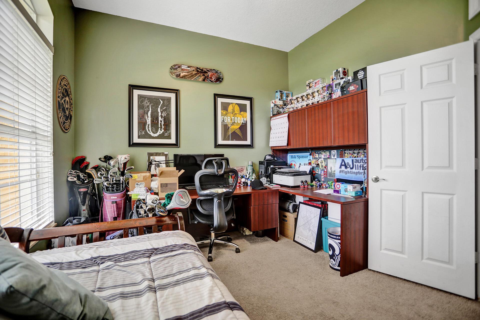 ACREAGE & UNREC - Residential