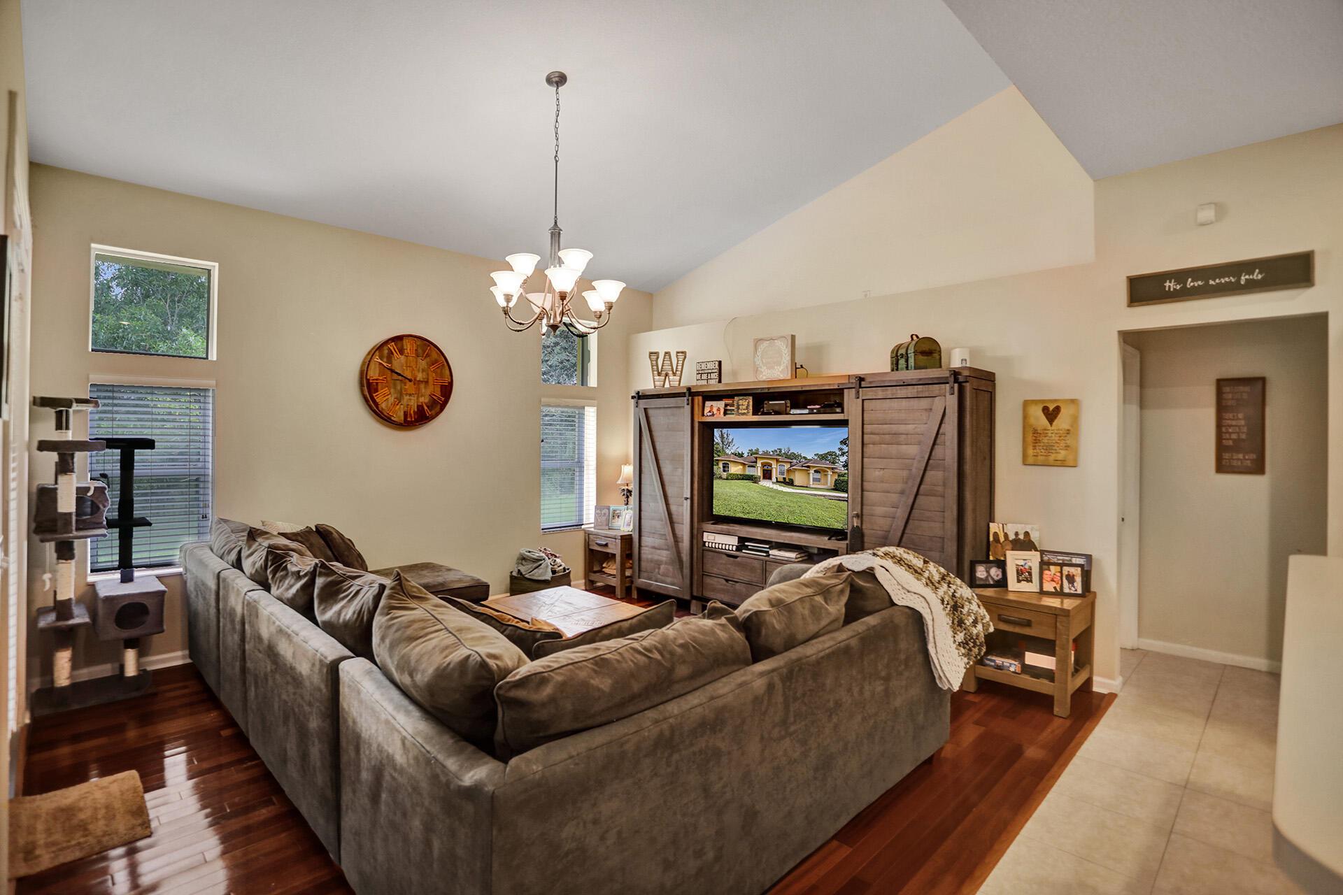 ACREAGE & UNREC - Residential