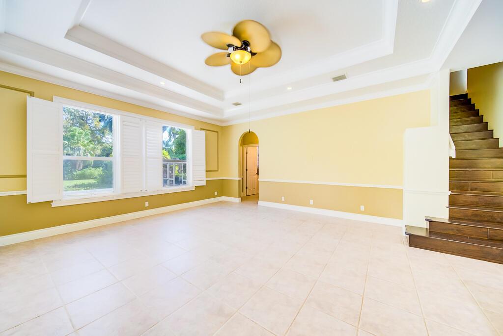 LEGEND LAKE ESTATES - Residential