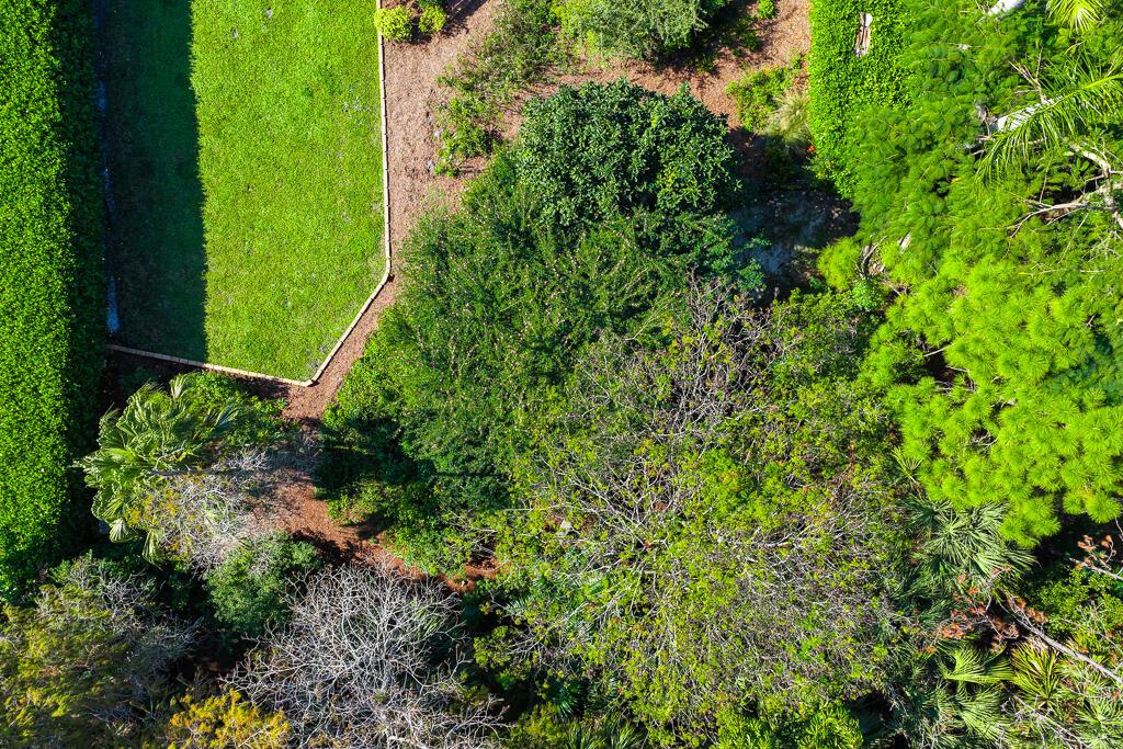 LEGEND LAKE ESTATES - Residential