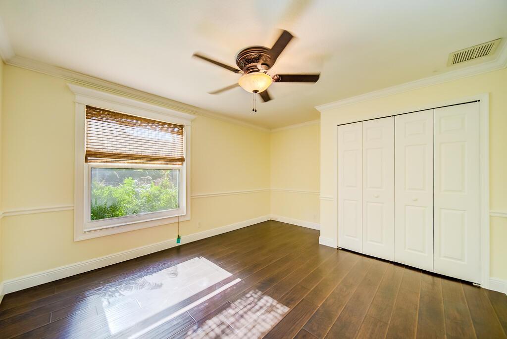 LEGEND LAKE ESTATES - Residential