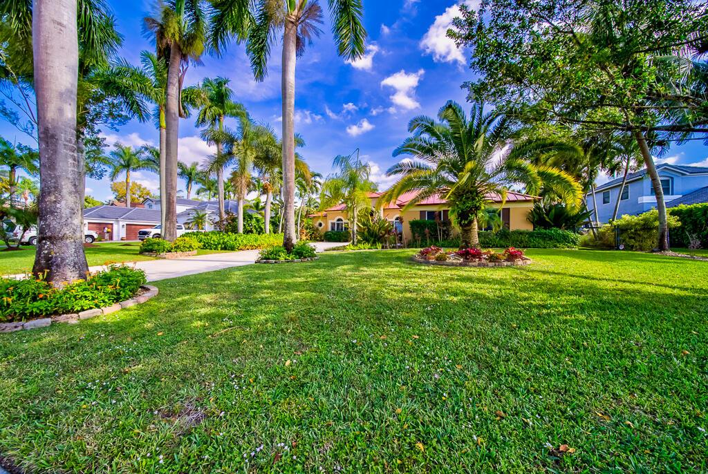 LEGEND LAKE ESTATES - Residential