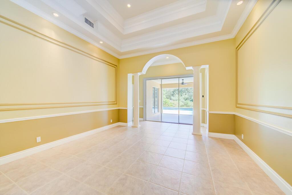 LEGEND LAKE ESTATES - Residential