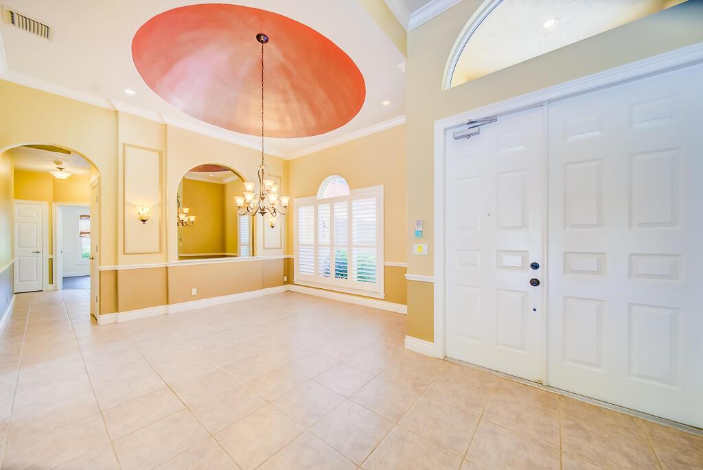 LEGEND LAKE ESTATES - Residential