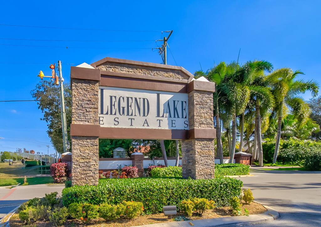 LEGEND LAKE ESTATES - Residential