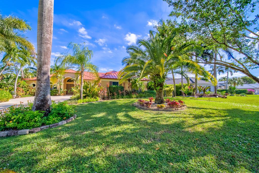 LEGEND LAKE ESTATES - Residential