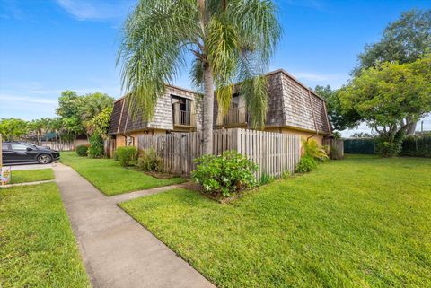 114 Lake Arbor Drive Palm Springs FL 33461