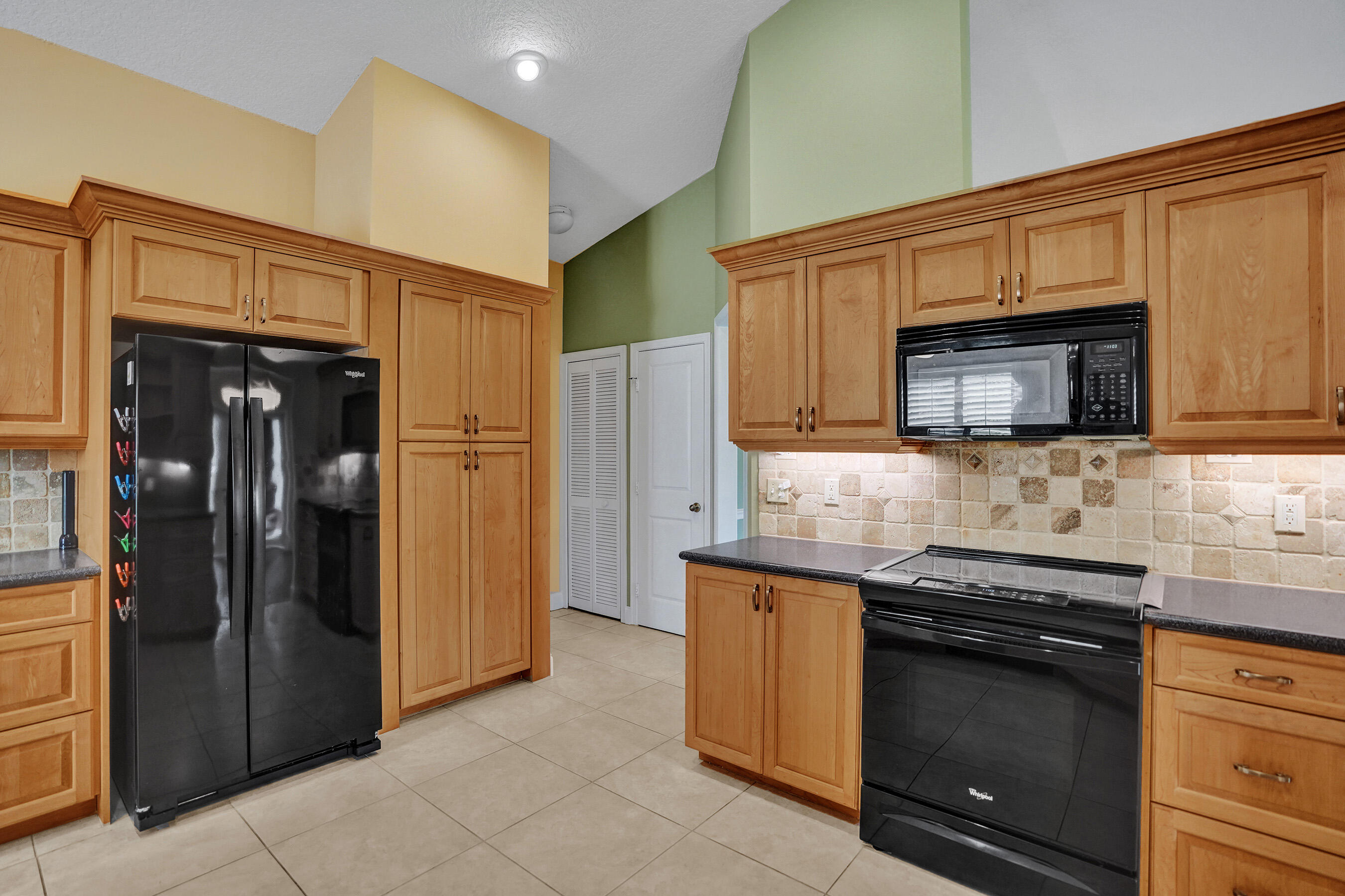 SABAL LAKES PH 1 - Residential