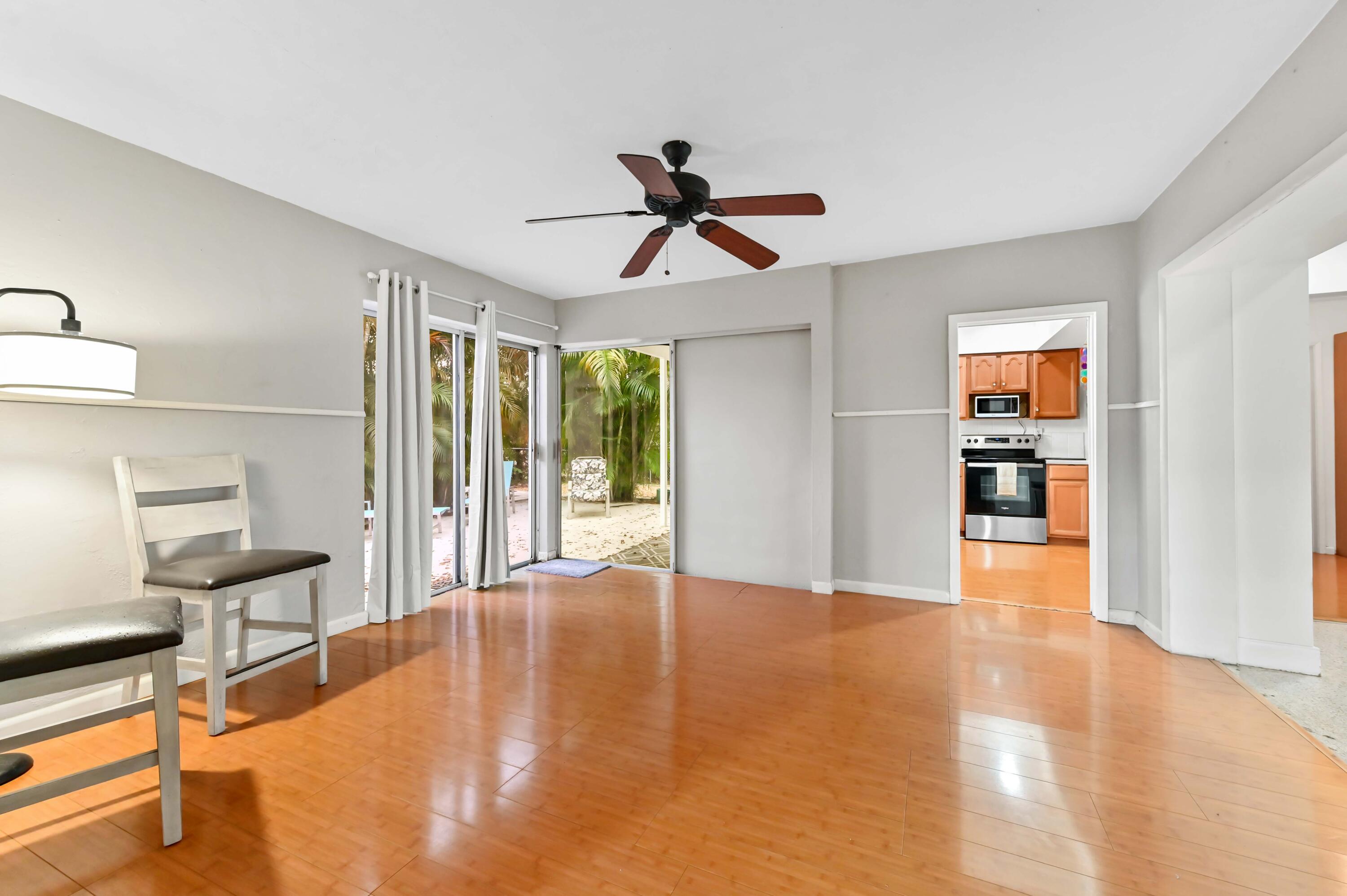 SUNRISE GOLF VILLAGE - Residential