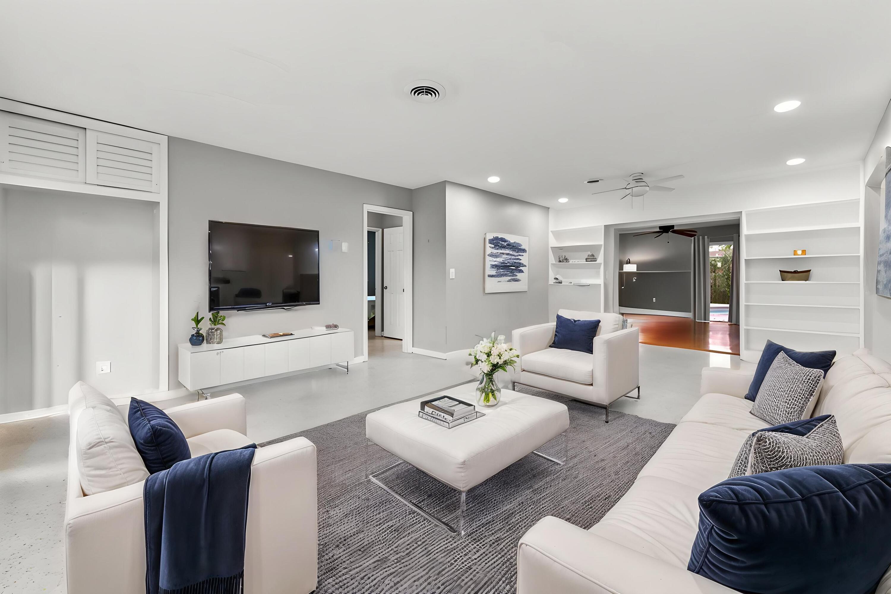 SUNRISE GOLF VILLAGE - Residential