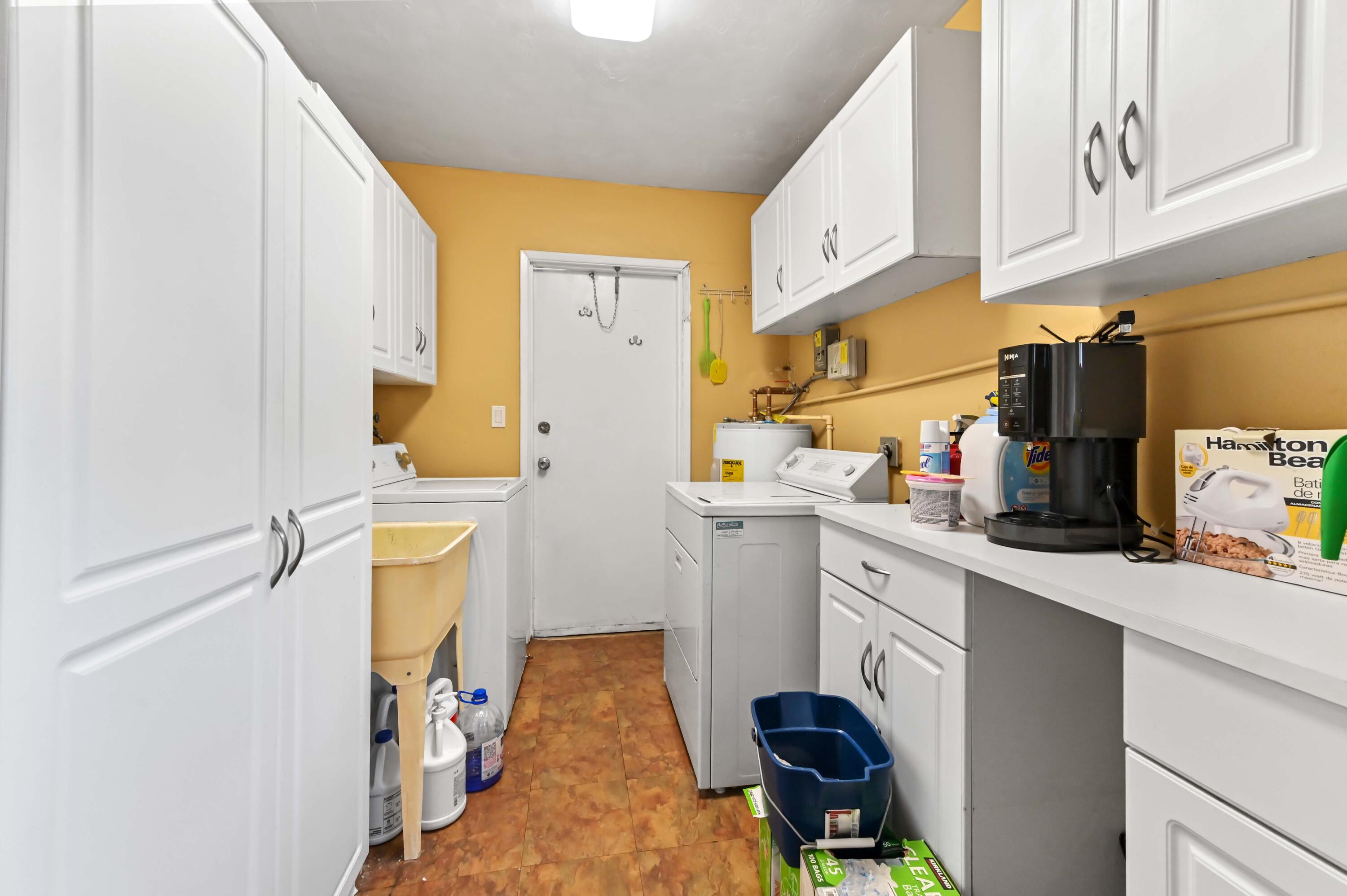 SUNRISE GOLF VILLAGE - Residential