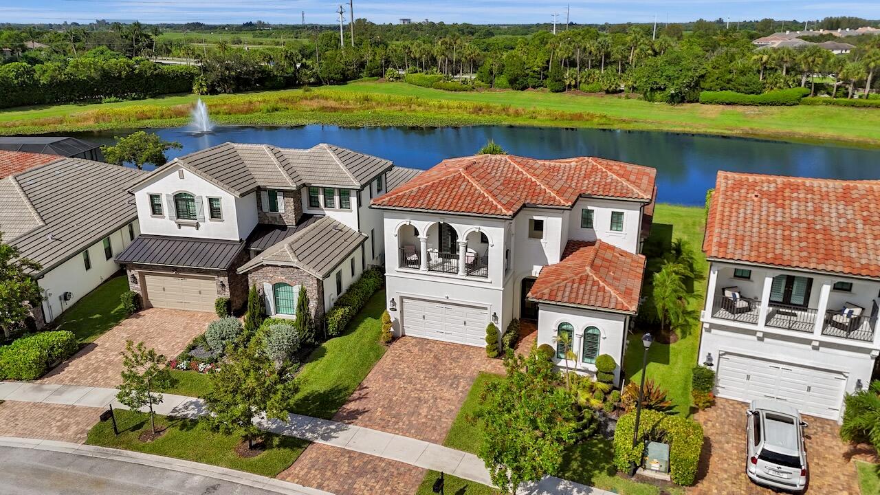 8355 Grand Prix Lane