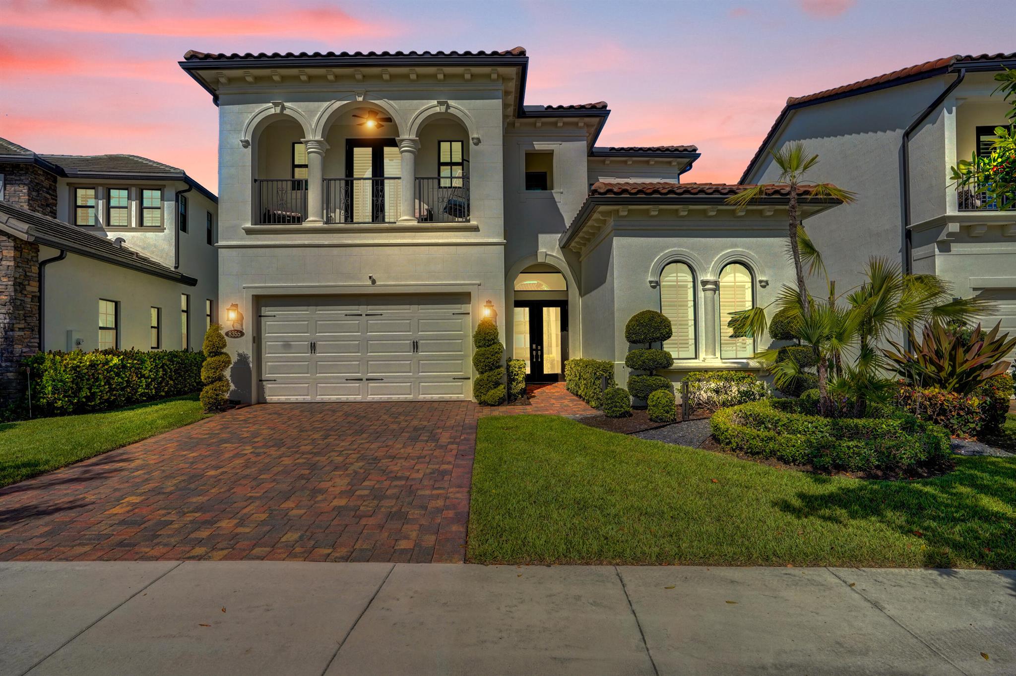 8355 Grand Prix Lane