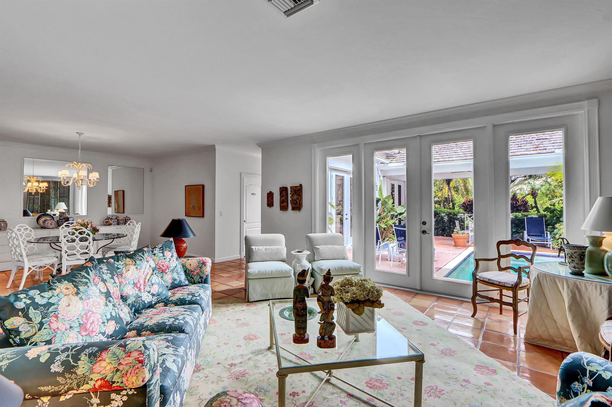 5835 NW 40th Terrace