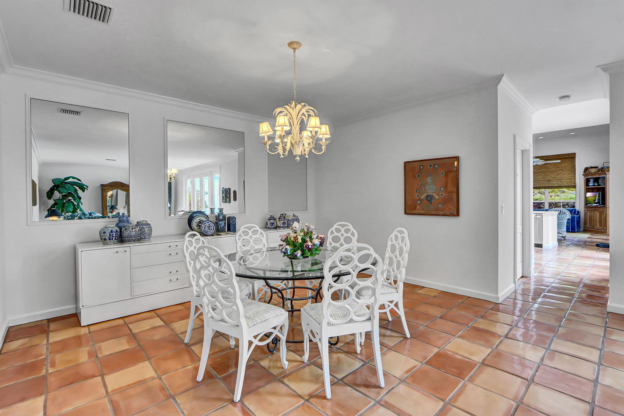 5835 NW 40th Terrace