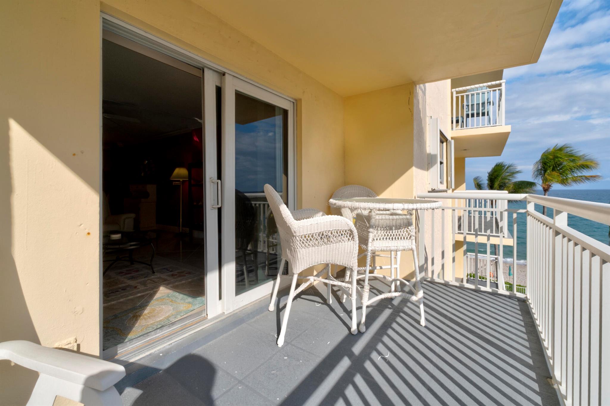 HILLSBORO COLONNADE CONDO - Residential