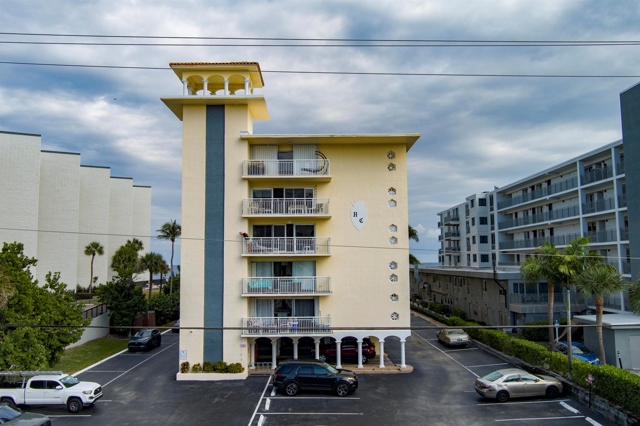 HILLSBORO COLONNADE CONDO - Residential