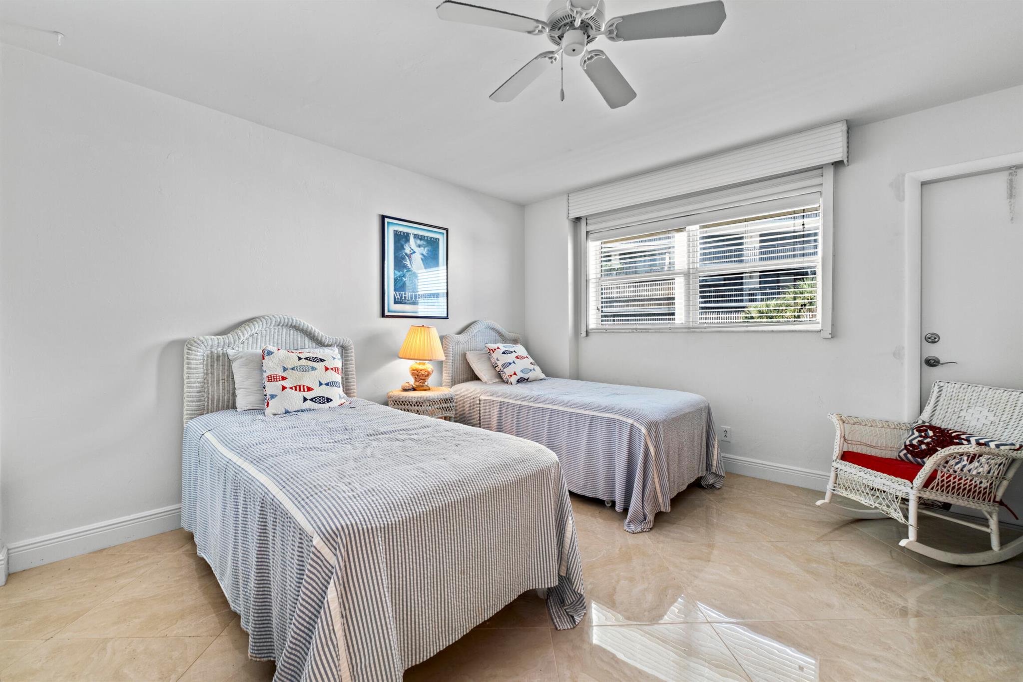 HILLSBORO COLONNADE CONDO - Residential