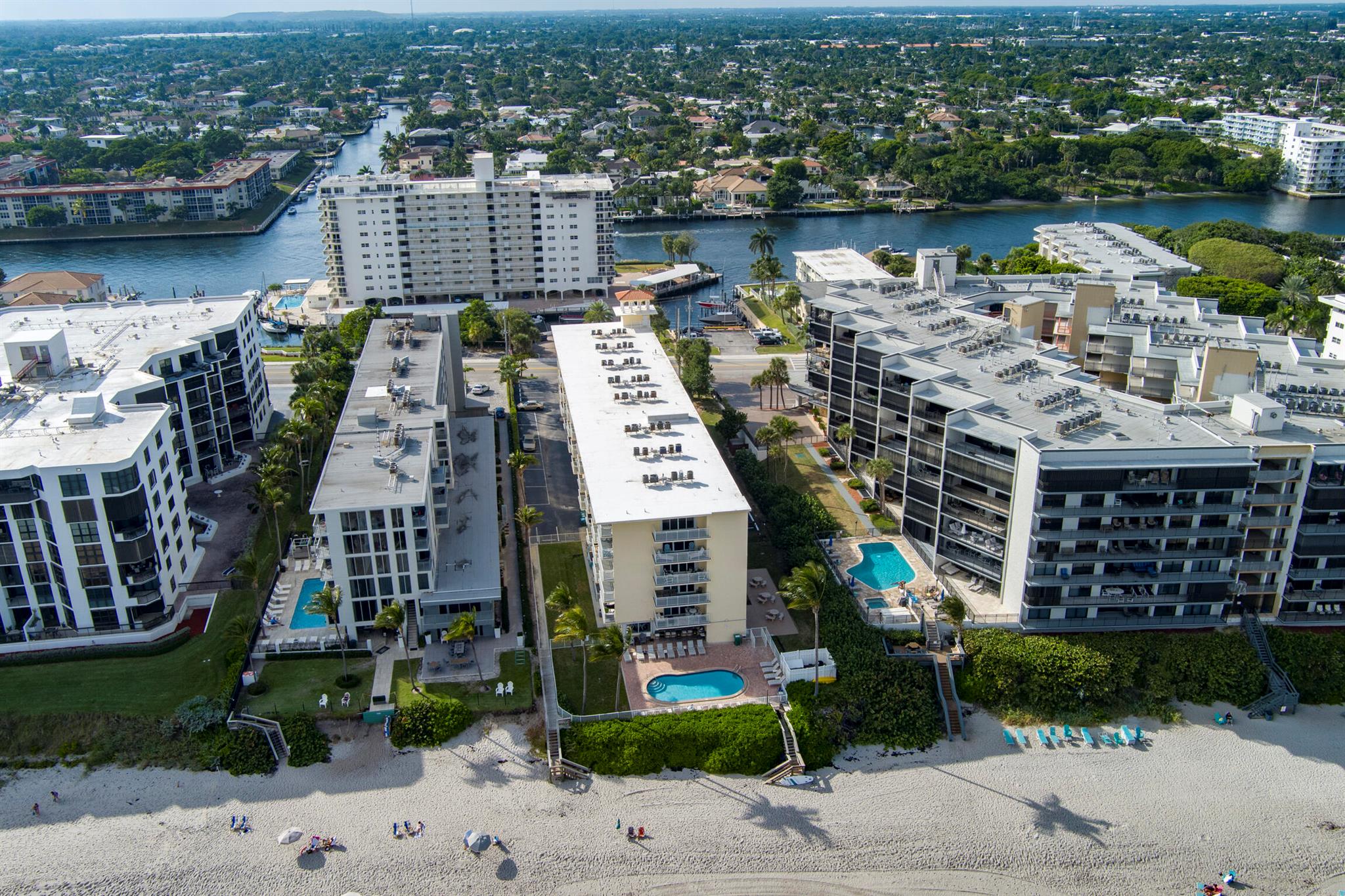 HILLSBORO COLONNADE CONDO - Residential