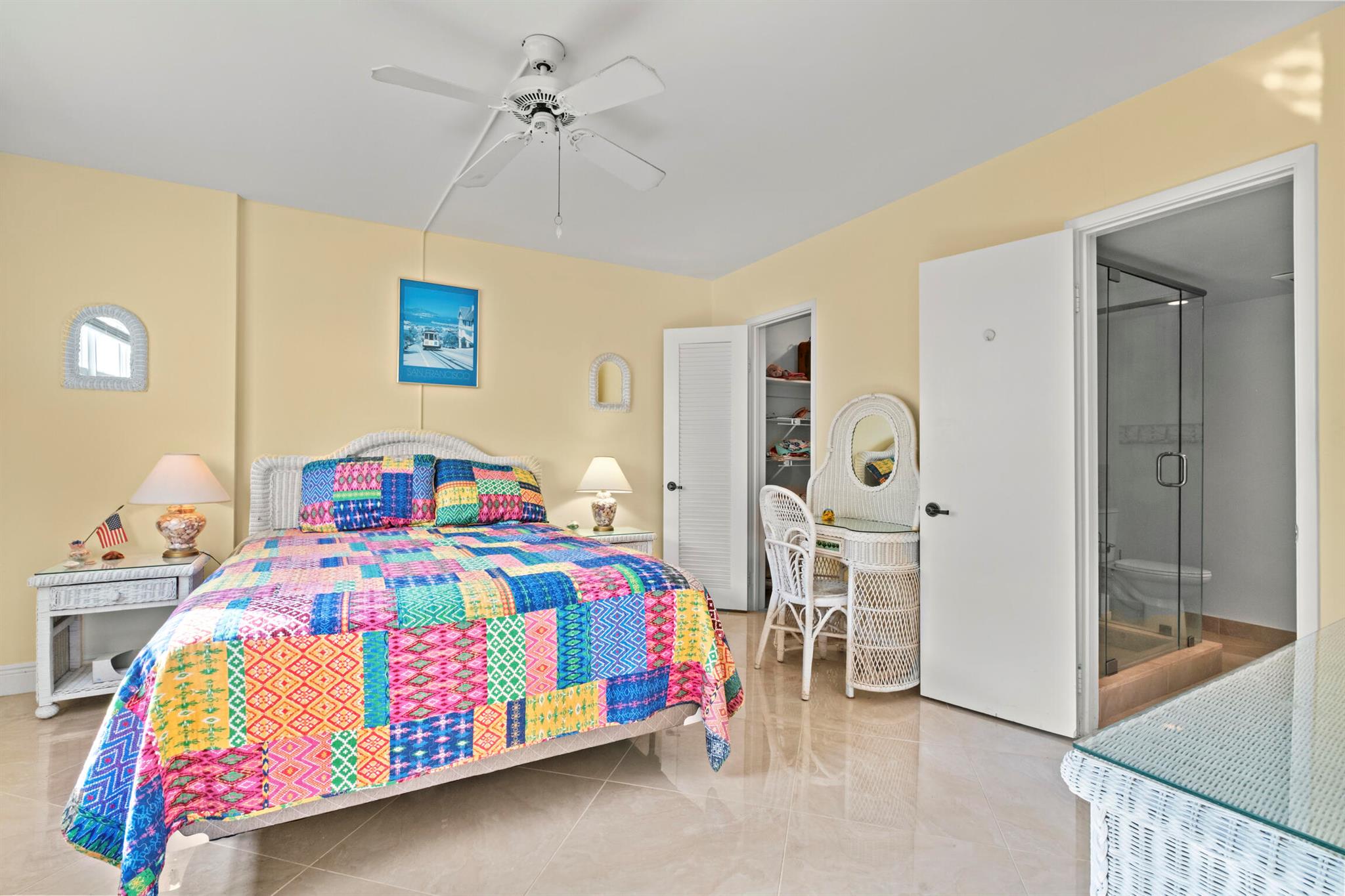 HILLSBORO COLONNADE CONDO - Residential