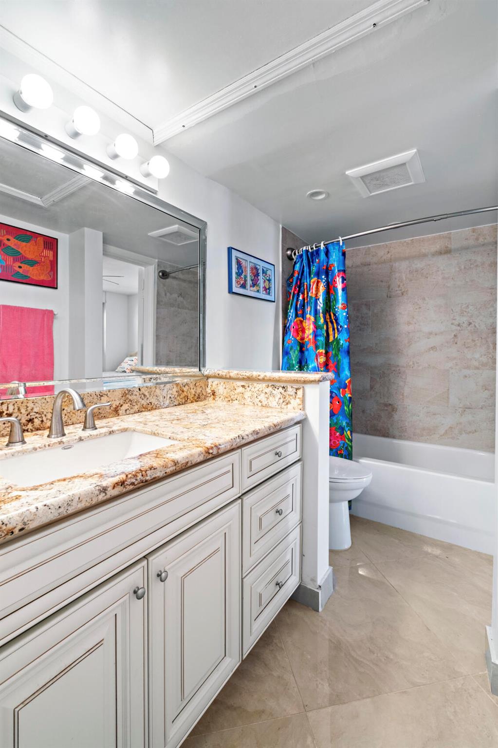 HILLSBORO COLONNADE CONDO - Residential