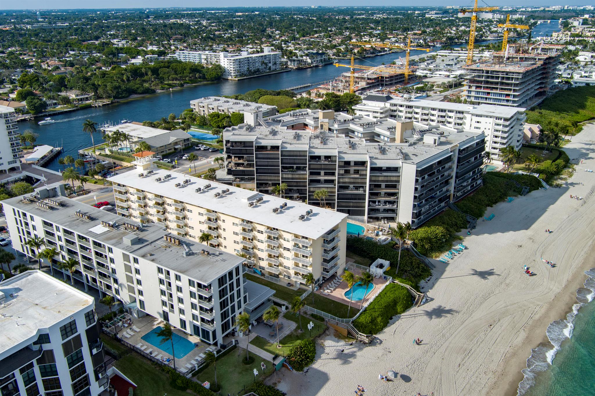 HILLSBORO COLONNADE CONDO - Residential