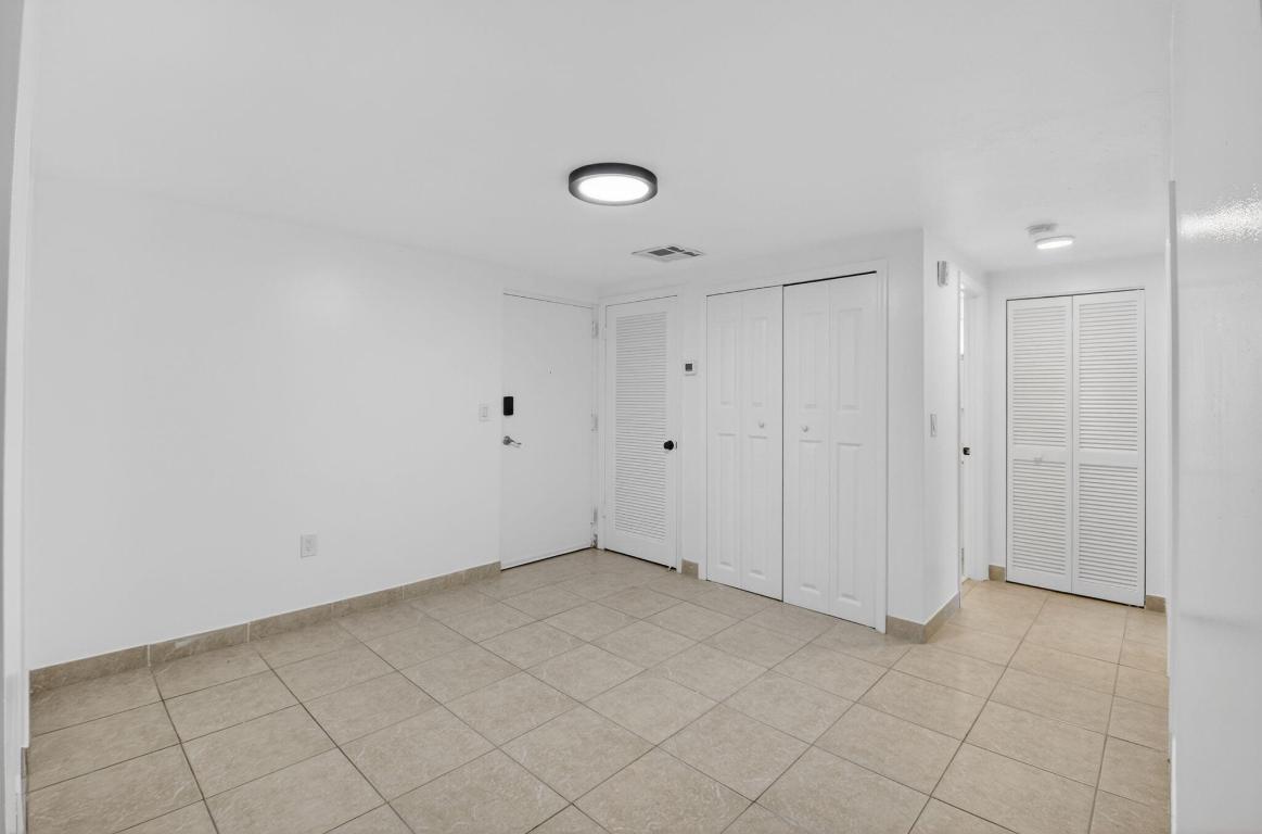 290 W Palmetto Park Road 204