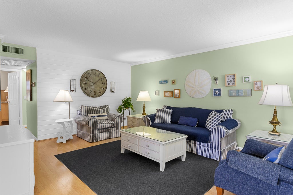 Photo of 273 Newport Drive, Deerfield Beach, FL 33442 (MLS # B26094307)
