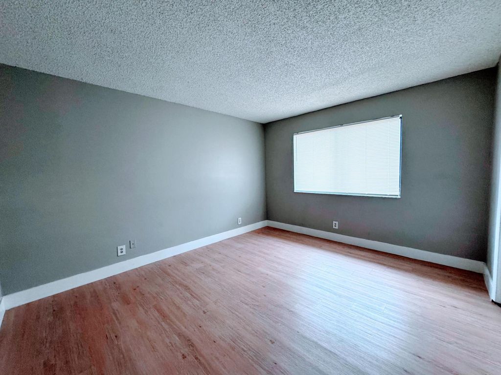 Photo of 193 Lakeview Drive #205, Weston, FL 33326 (MLS # B26011515)