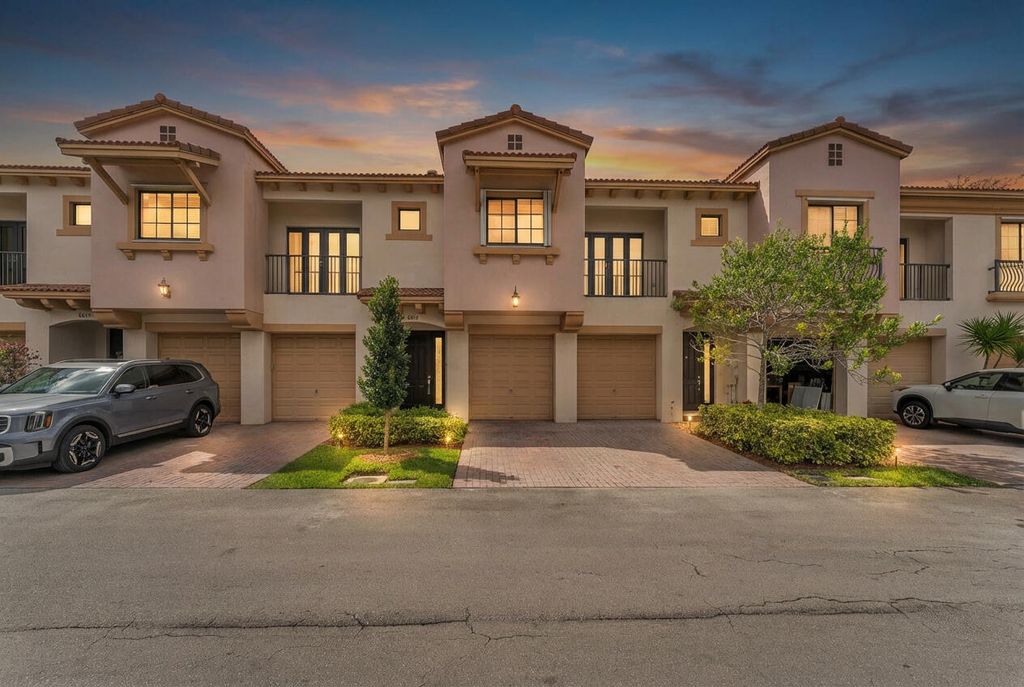 Photo of 6077 W Grand Cypress Cir Circle W, Coconut Creek, FL 33073 (MLS # B26022434)
