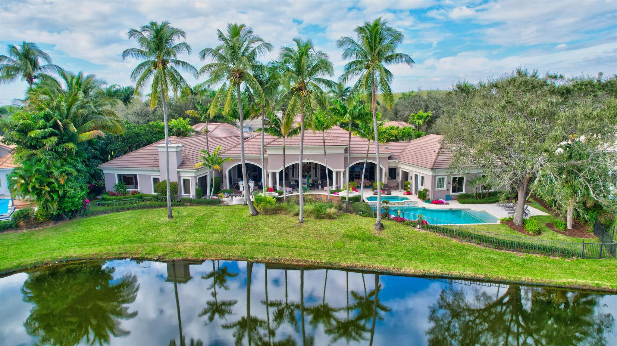 GRAND OAKS - Residential