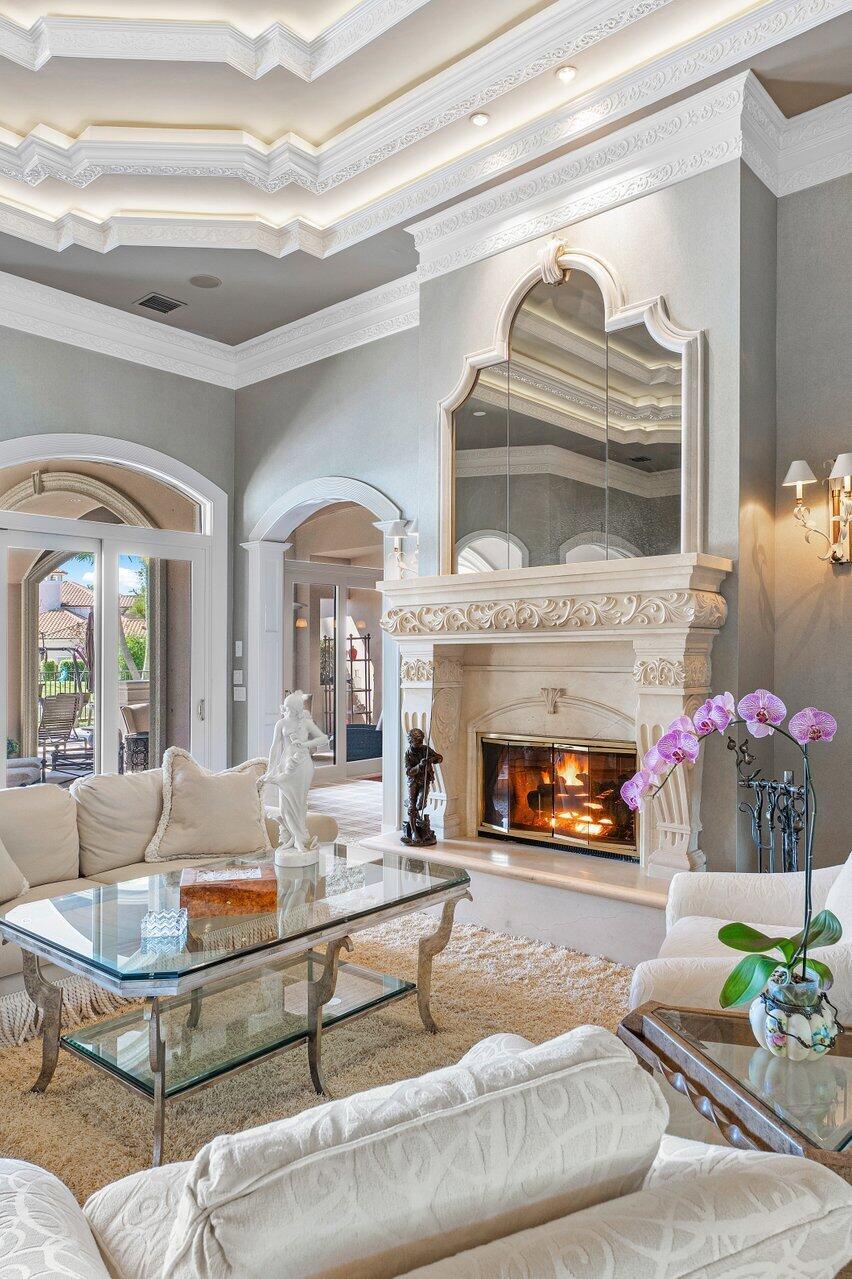 GRAND OAKS - Residential