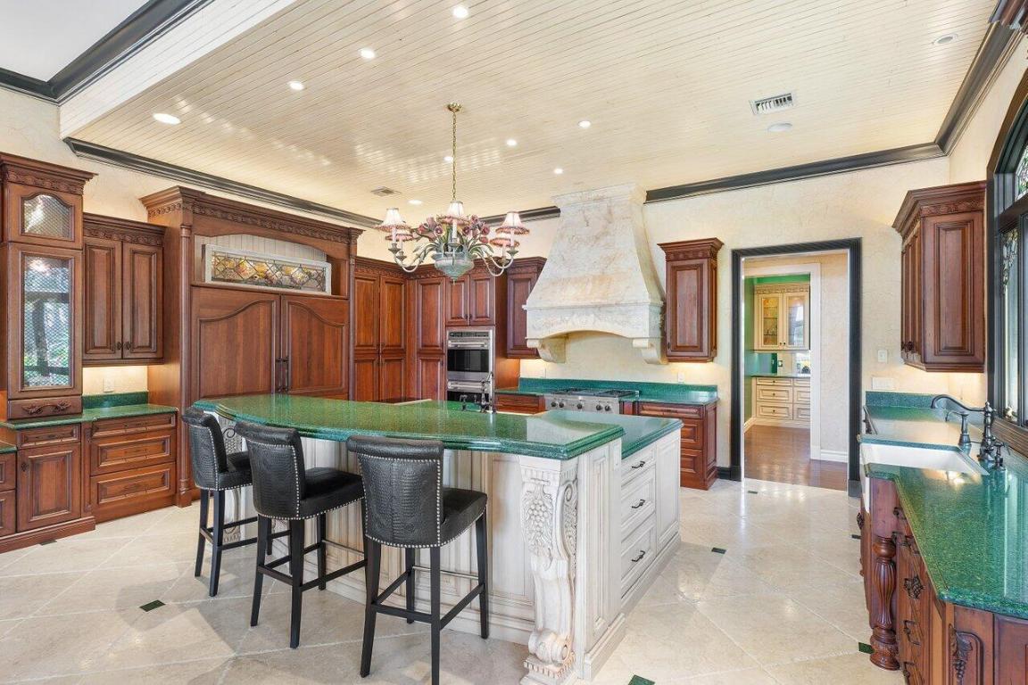 GRAND OAKS - Residential