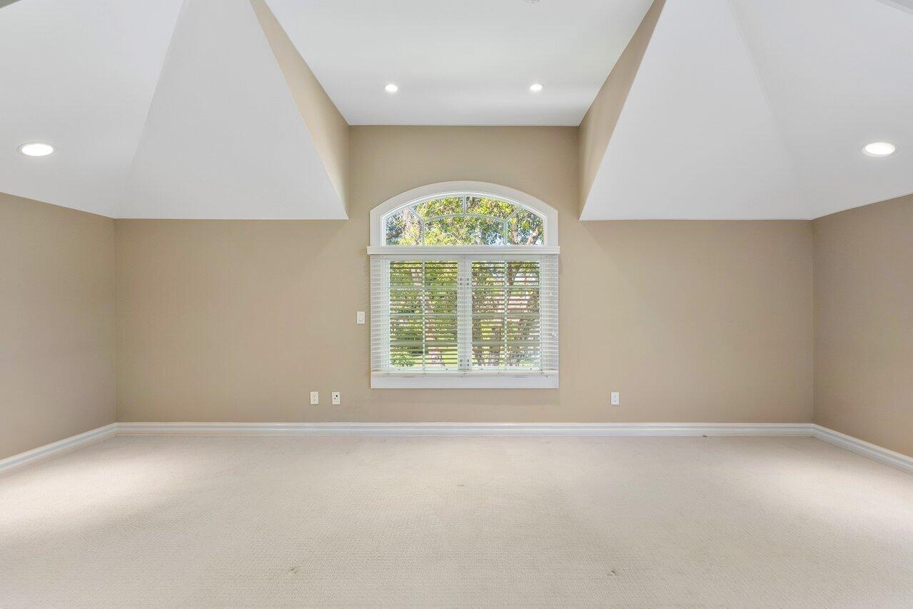 GRAND OAKS - Residential