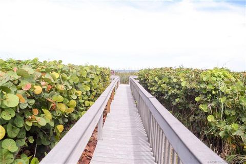 A home in Hutchinson Island