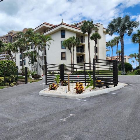 A home in Hutchinson Island