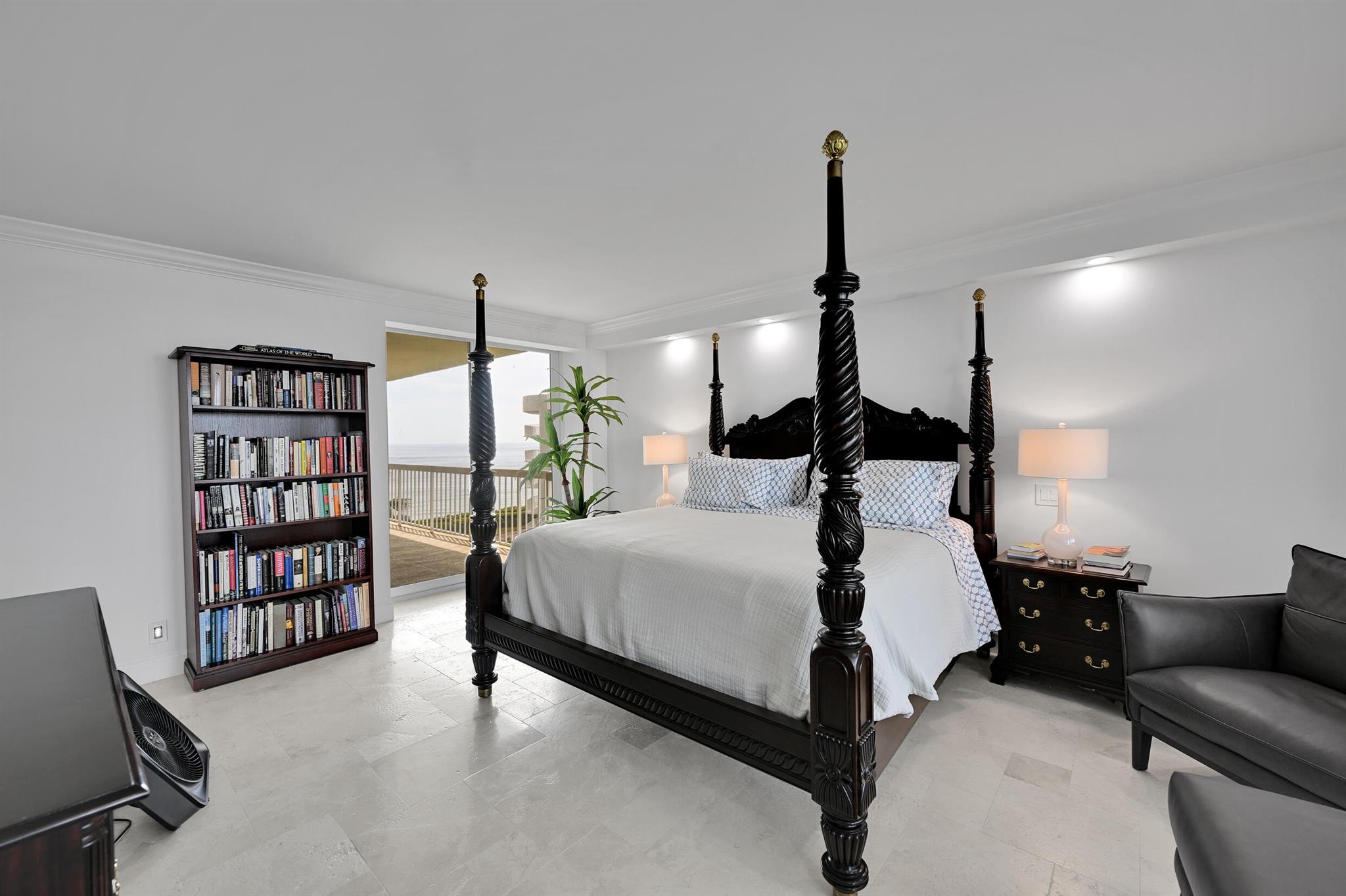 MERIDIAN OF PALM BEACH CO - Residential