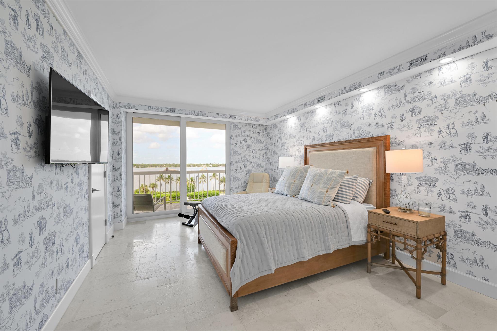 MERIDIAN OF PALM BEACH CO - Residential