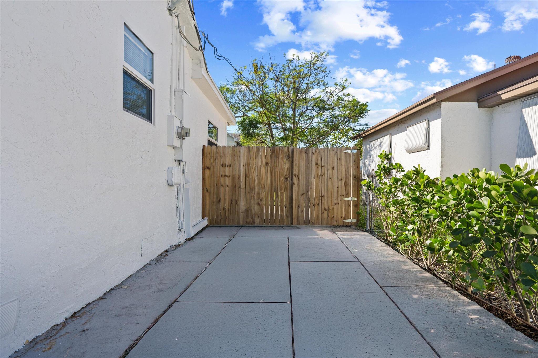 GARDENS THE - Residential