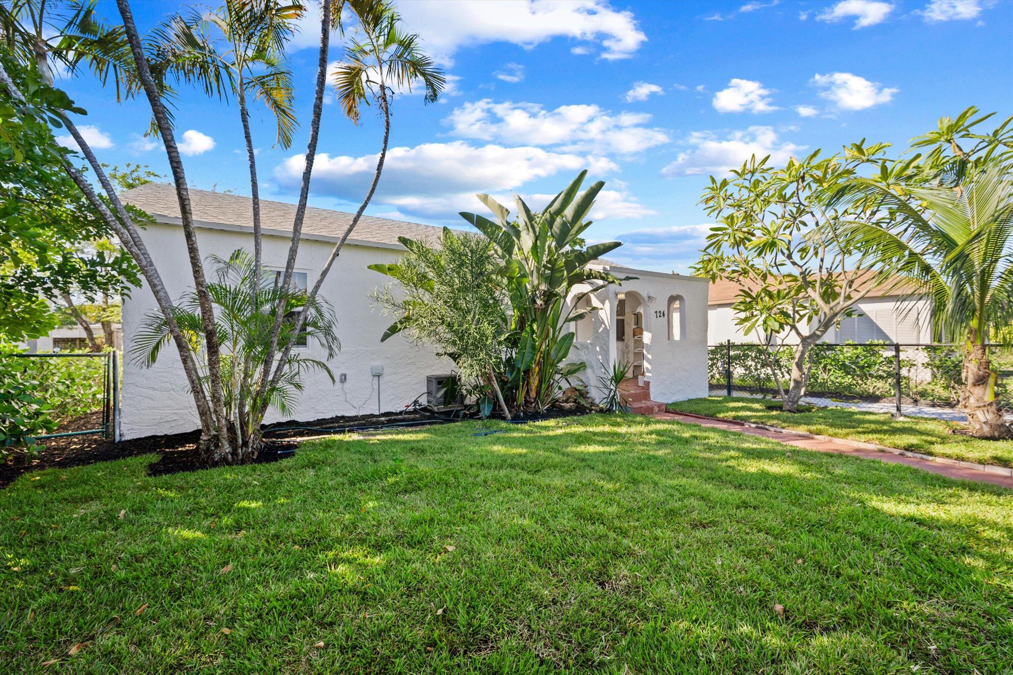 GARDENS THE - Residential