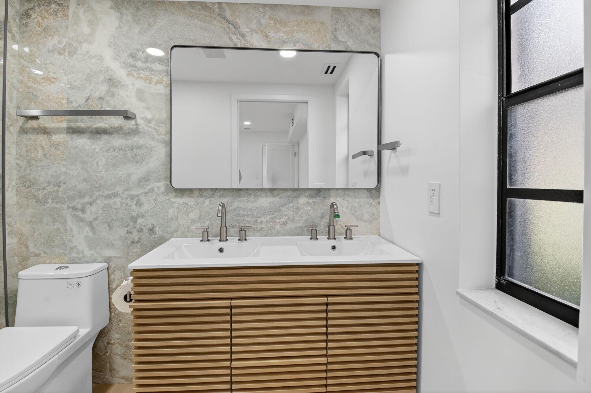 KINGS POINT - Residential