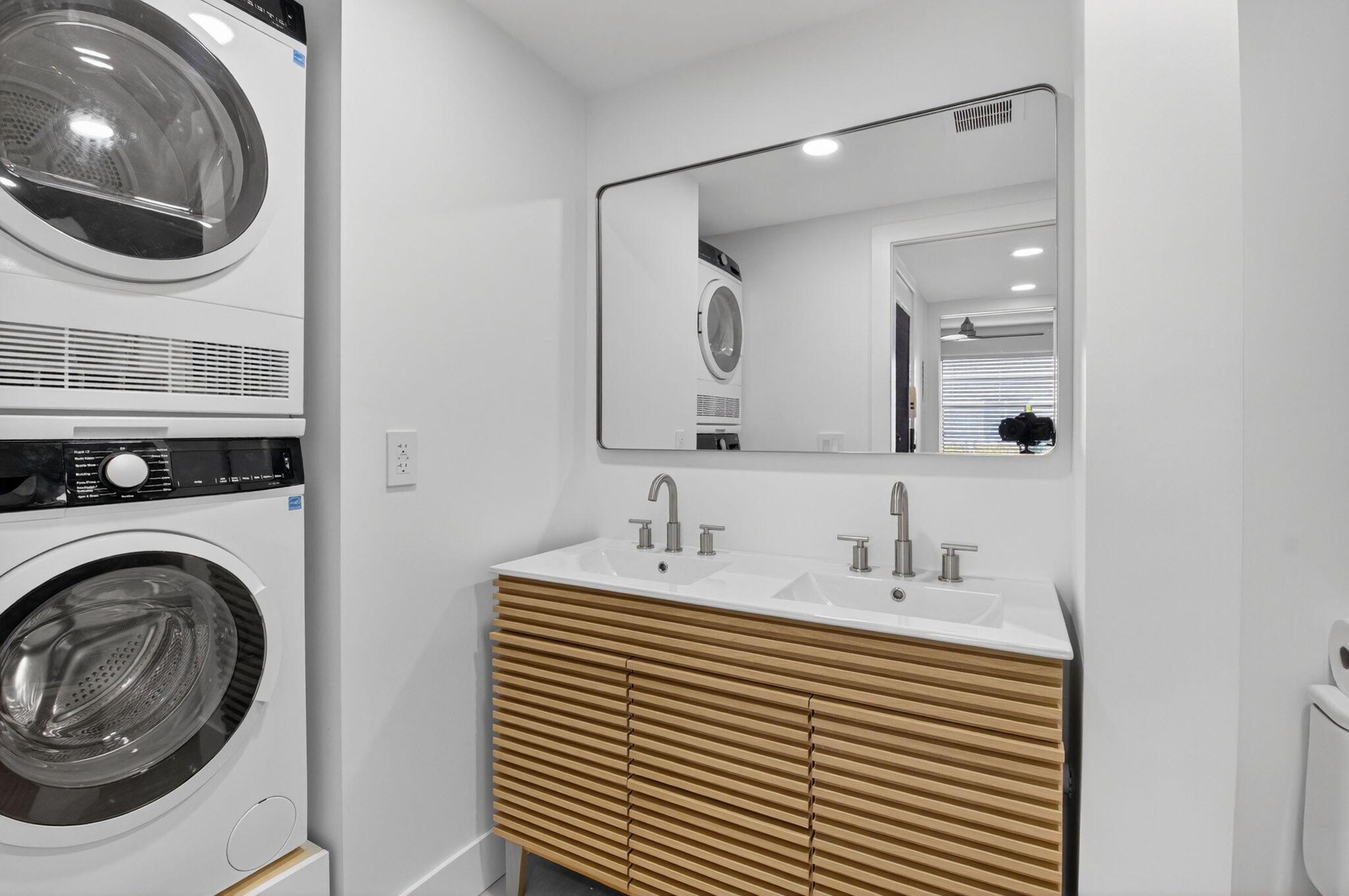 KINGS POINT - Residential